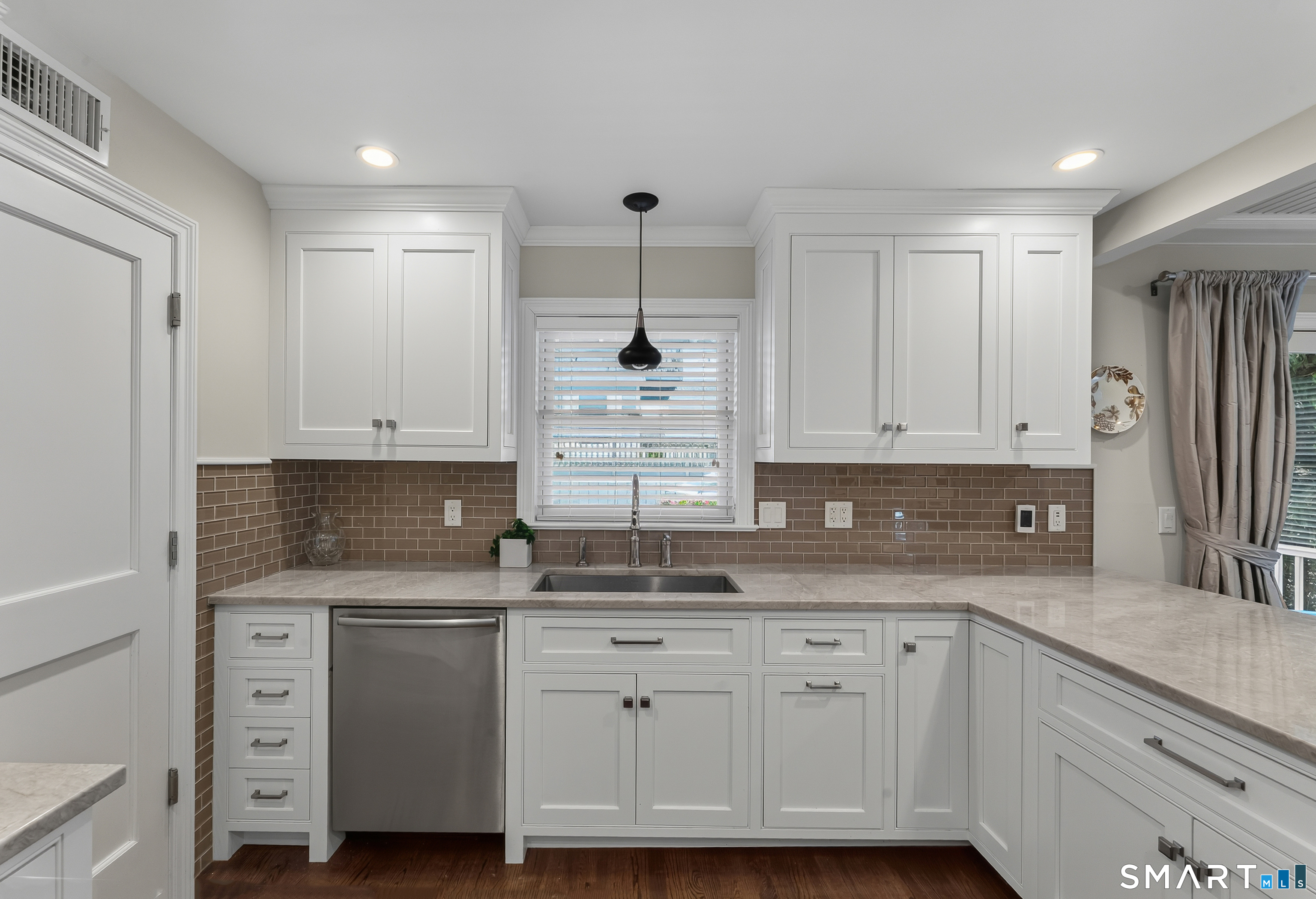 679 Fairfield Beach Road Fairfield CT 06824