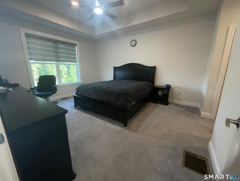 73 Shea Circle Cheshire CT 06410
