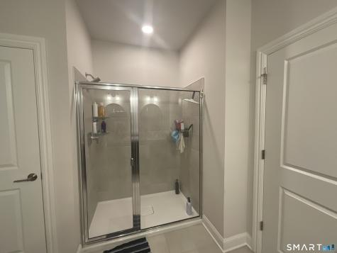 73 Shea Circle Cheshire CT 06410