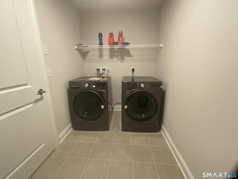 73 Shea Circle Cheshire CT 06410