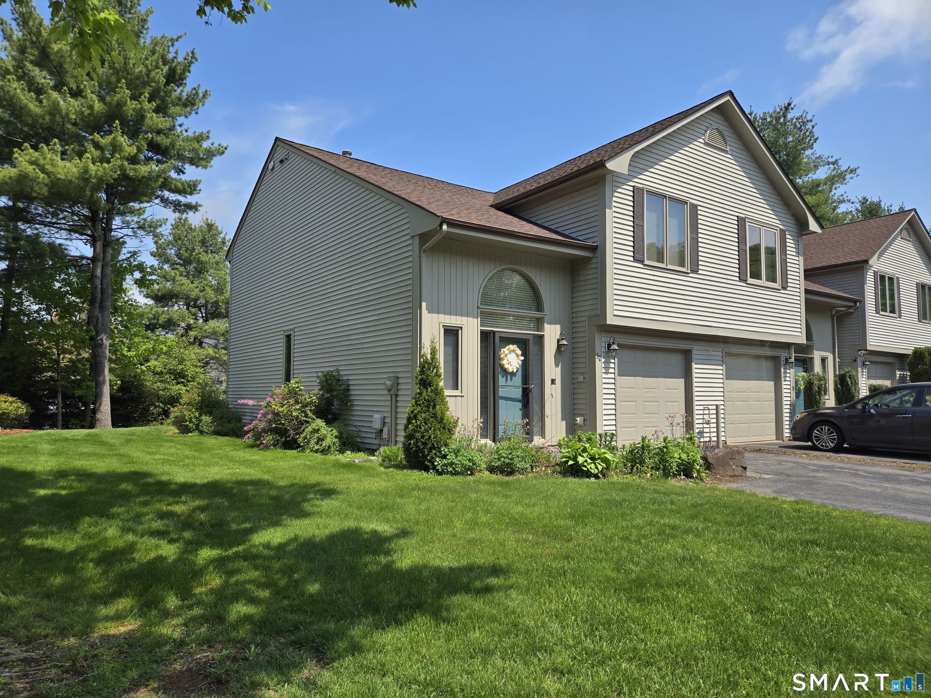 30 Apple Hill Newington CT 06111
