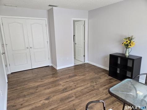 30 Apple Hill Newington CT 06111