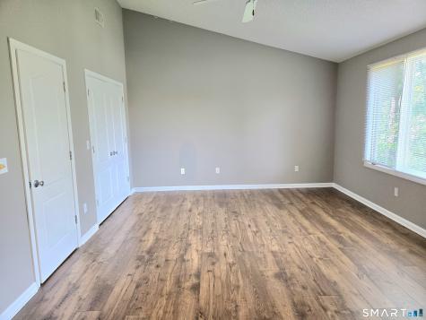 30 Apple Hill Newington CT 06111