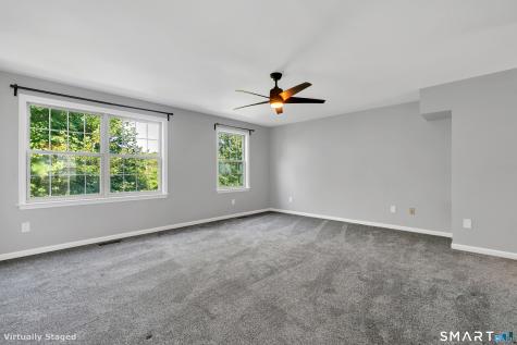19 Hawthorne Drive New London CT 06320
