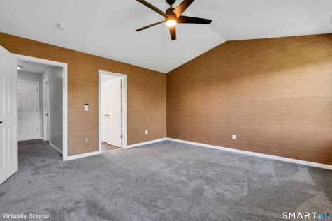 19 Hawthorne Drive New London CT 06320
