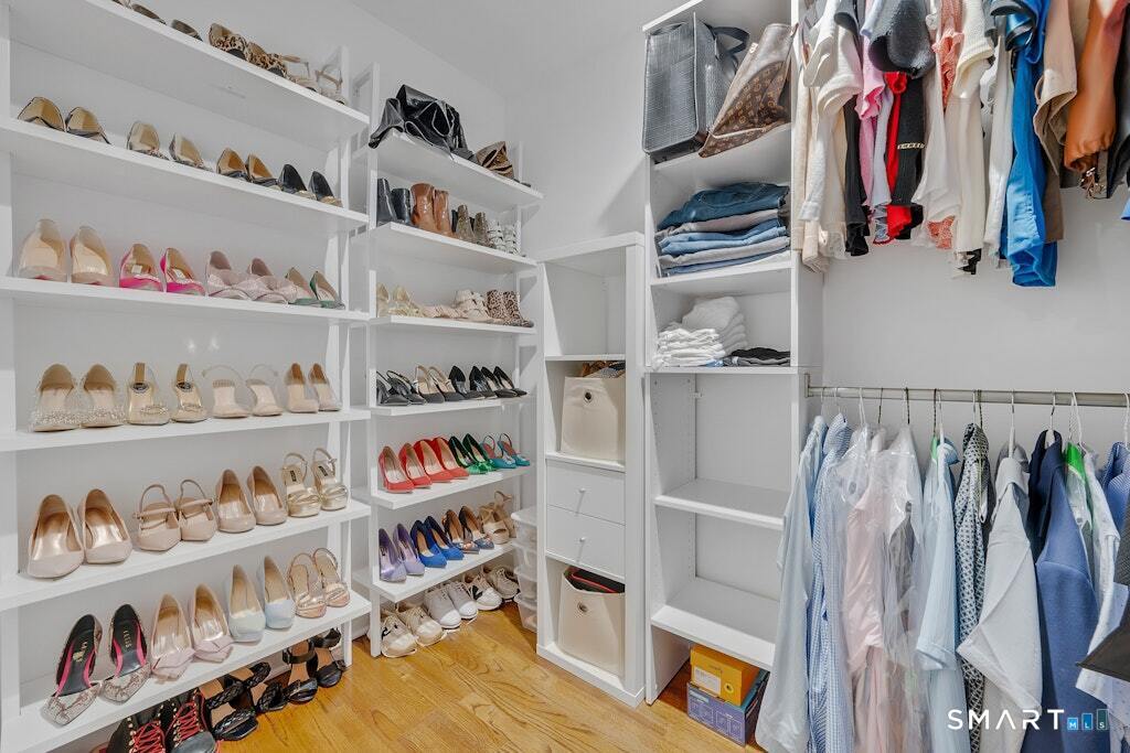 28 Paisley Lane Fairfield CT 06825