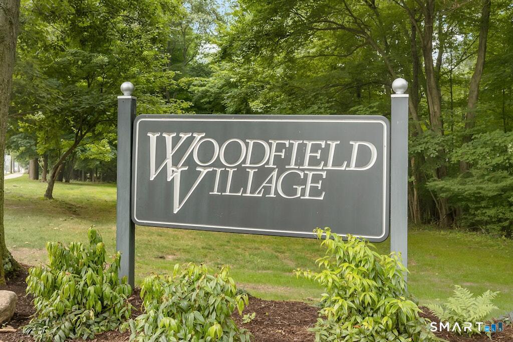 28 Paisley Lane Fairfield CT 06825