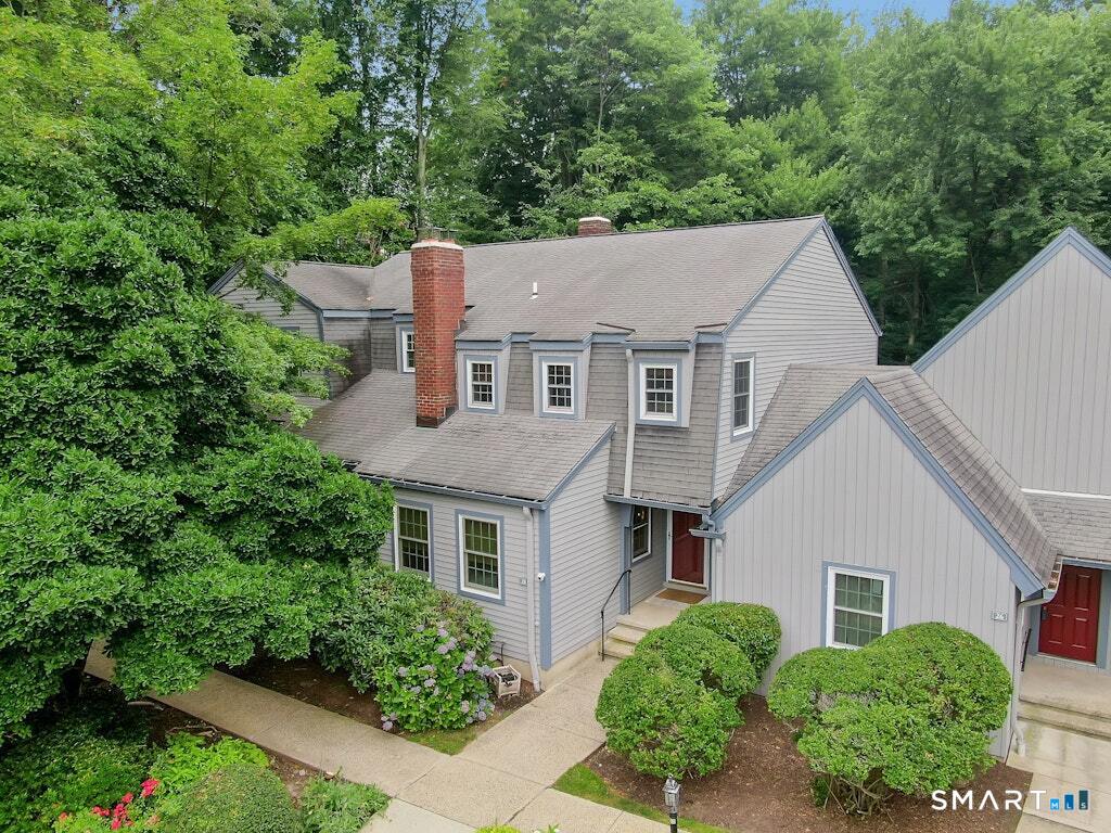 28 Paisley Lane Fairfield CT 06825
