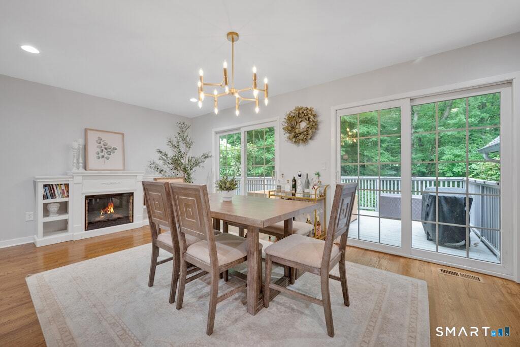 28 Paisley Lane Fairfield CT 06825