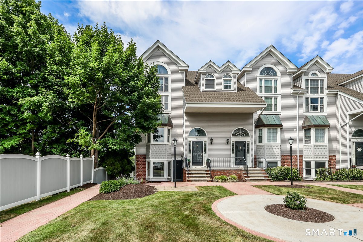 124-130 Deer Hill Avenue Danbury CT 06810