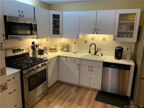 124-130 Deer Hill Avenue Danbury CT 06810