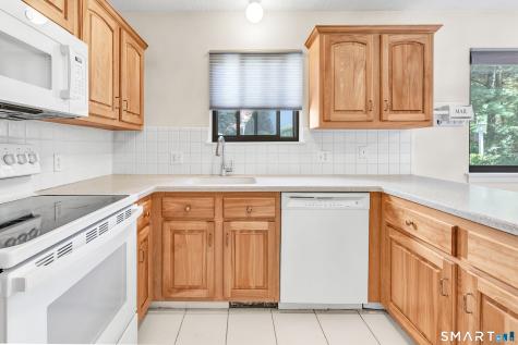 974 Heritage Village Southbury CT 06488