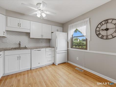 98 Metacomet Drive Meriden CT 06450
