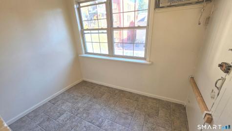 50-52 Lawrence Street Hartford CT 06106