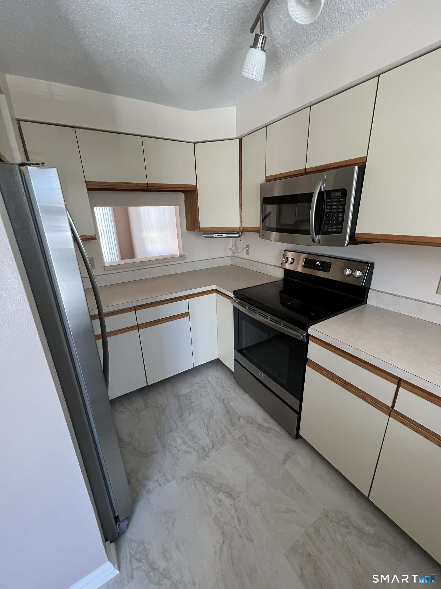 1367 Hanover Avenue Meriden CT 06451