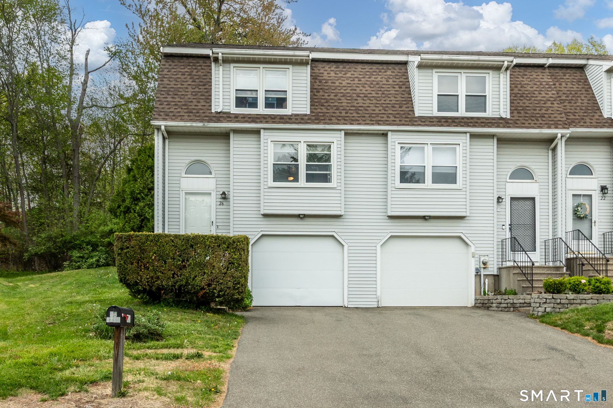 26 Kowal Court Newington CT 06111