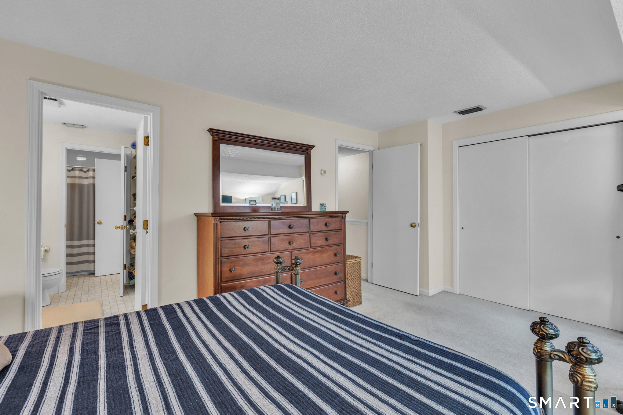 26 Kowal Court Newington CT 06111