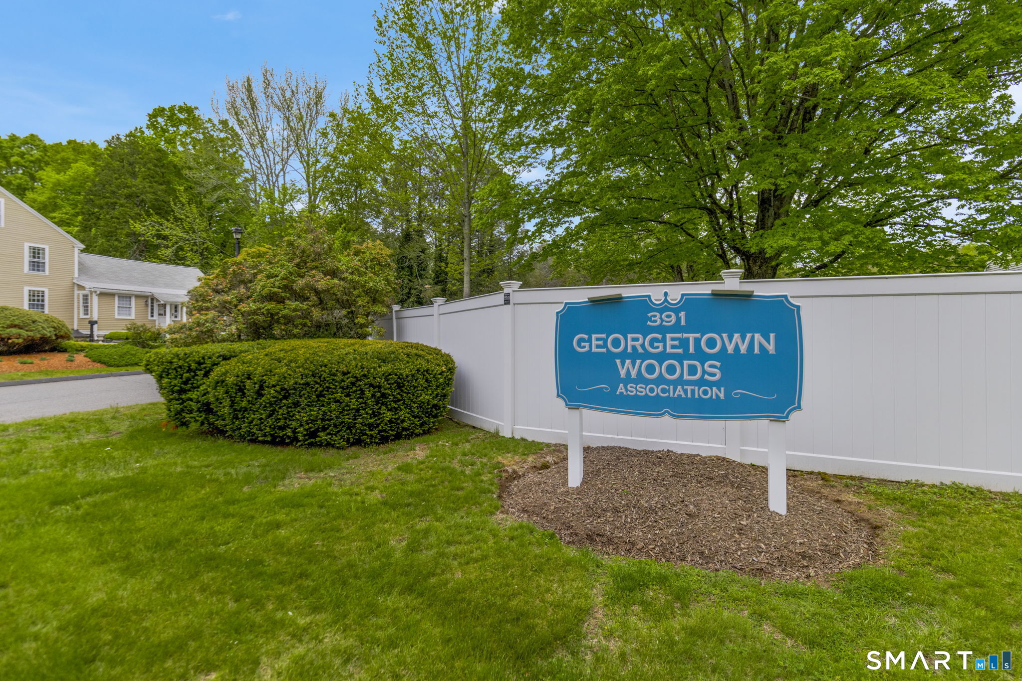 391 Main Street Deep River CT 06417