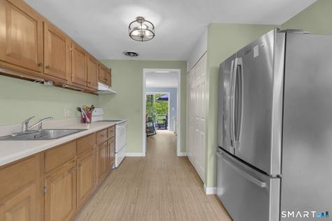 391 Main Street Deep River CT 06417