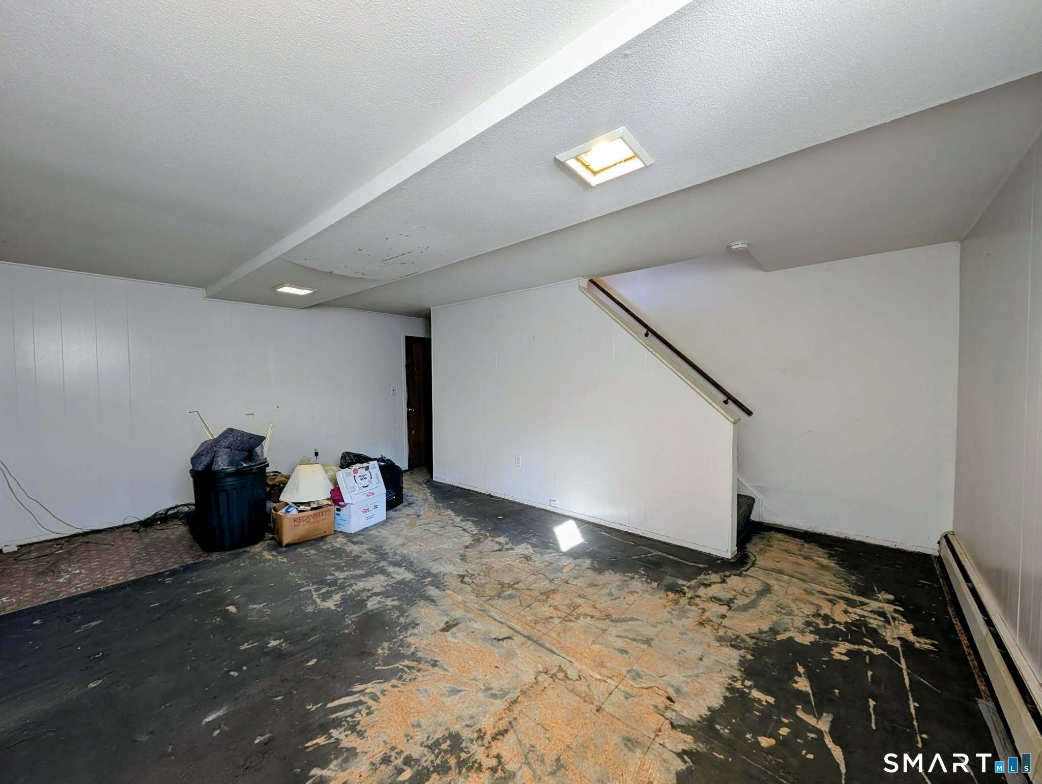 2 Camelot Drive Bloomfield CT 06002