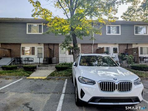 2 Camelot Drive Bloomfield CT 06002