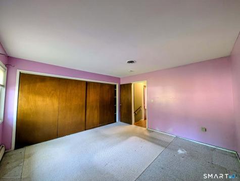 2 Camelot Drive Bloomfield CT 06002