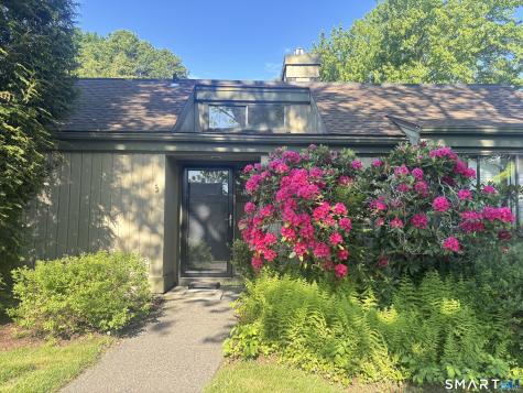 643 Heritage Village Southbury CT 06488
