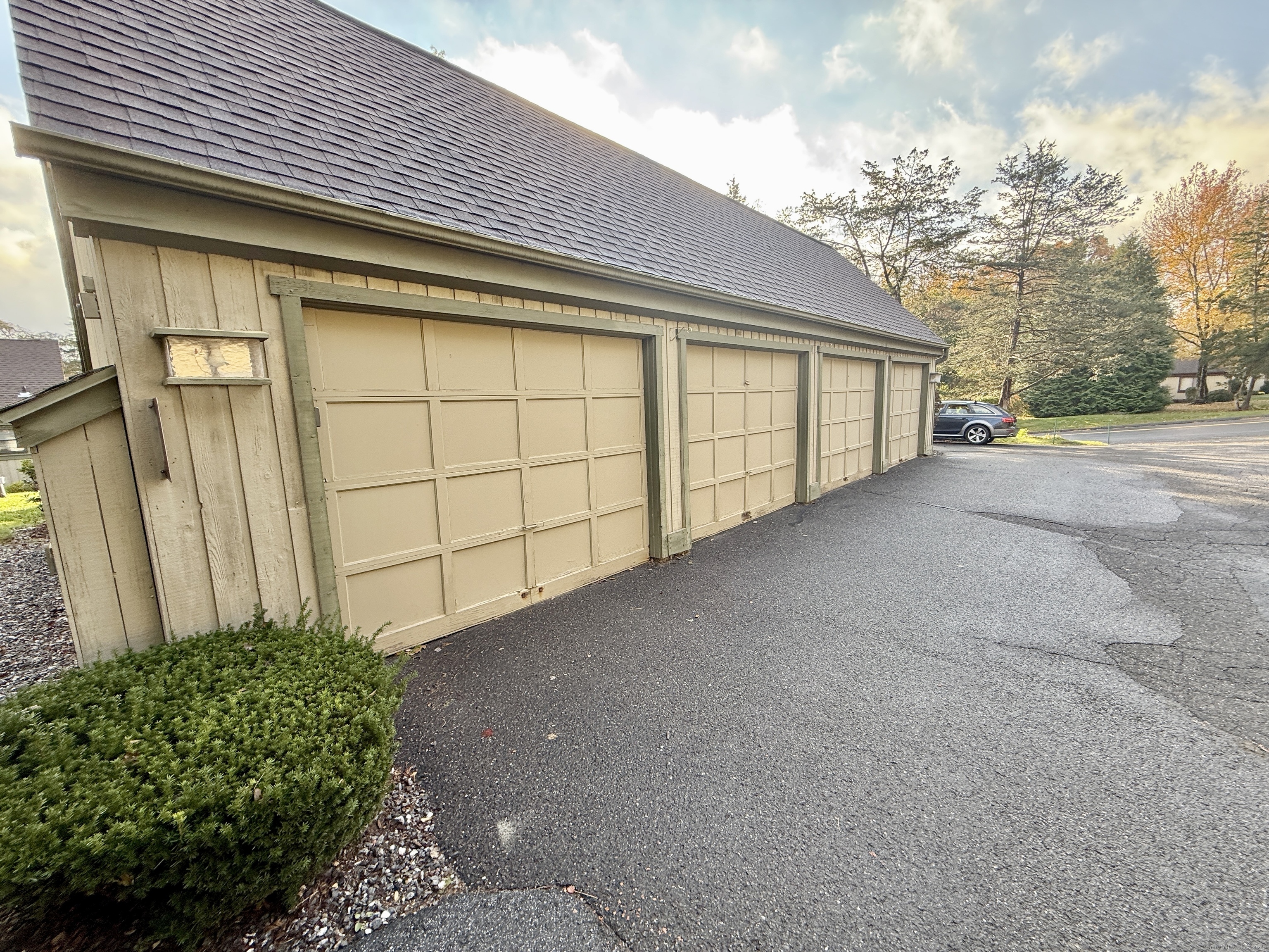 643 Heritage Village Southbury CT 06488
