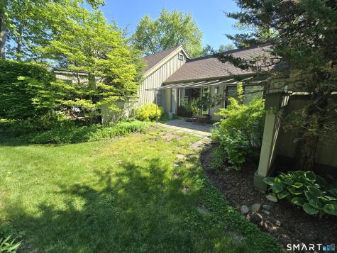 643 Heritage Village Southbury CT 06488