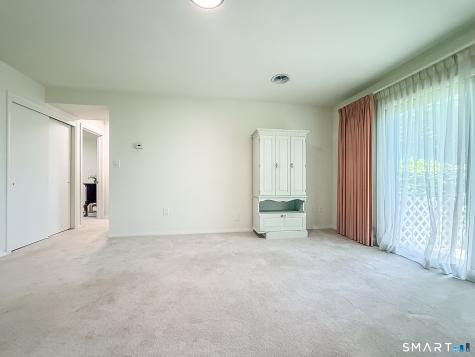 256 Richard Street Newington CT 06111