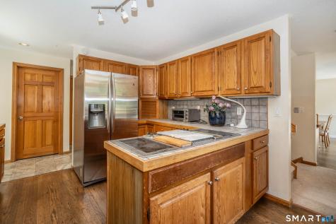 5 Timberwood Road West Hartford CT 06117