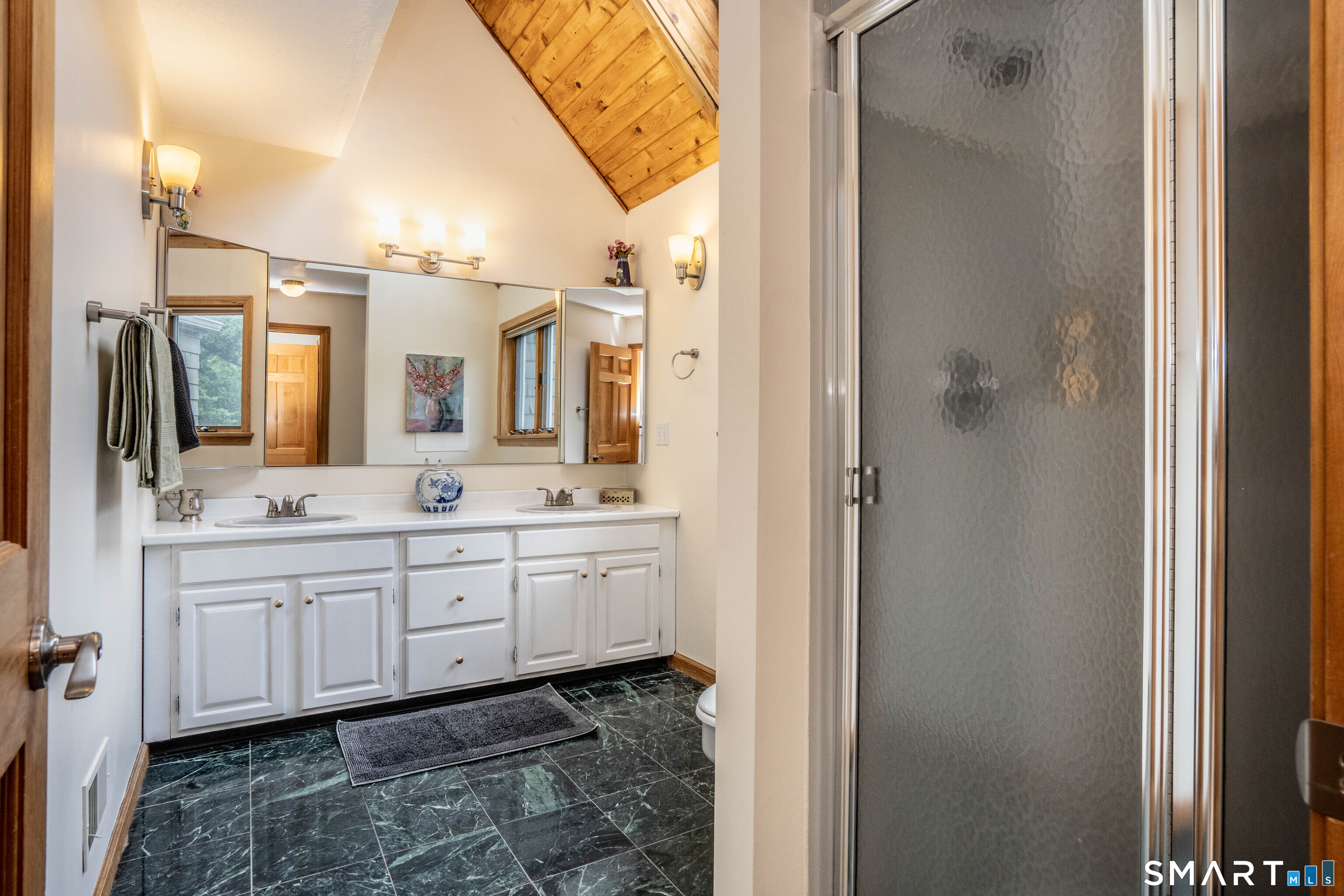 5 Timberwood Road West Hartford CT 06117