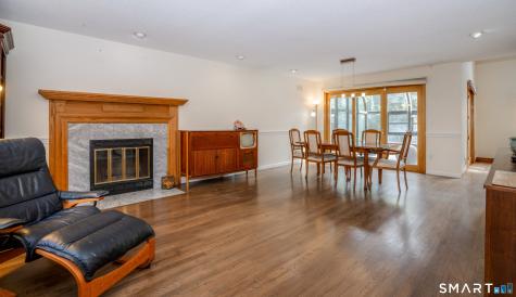5 Timberwood Road West Hartford CT 06117