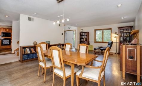 5 Timberwood Road West Hartford CT 06117