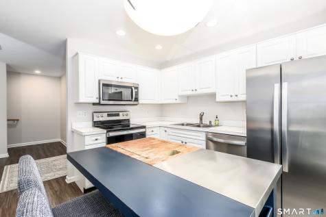 56 Portland Avenue Redding CT 06896