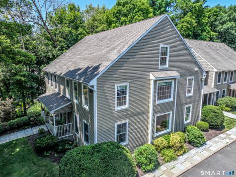 56 Portland Avenue Redding CT 06896
