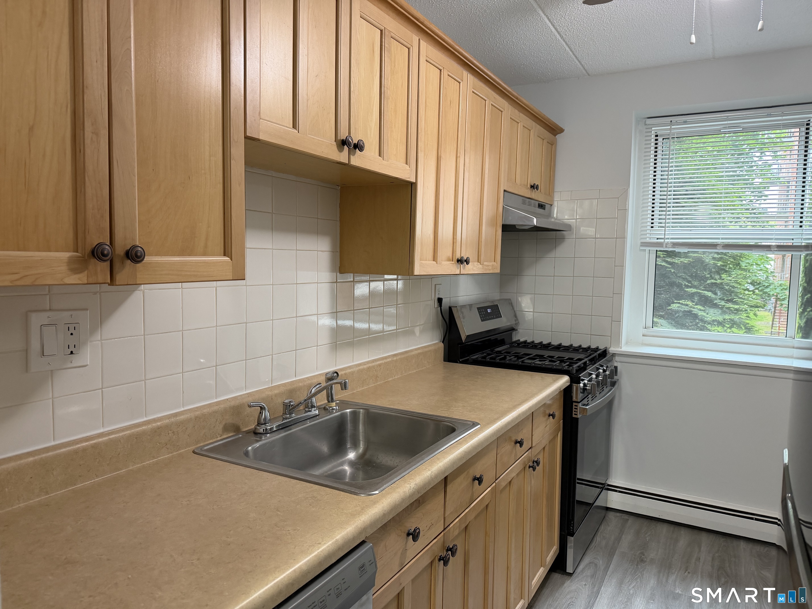 27 Northill Street Stamford CT 06907