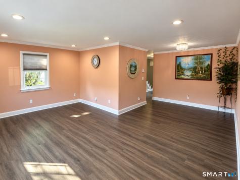 240 Wardwell Street Stamford CT 06902
