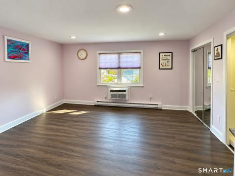240 Wardwell Street Stamford CT 06902
