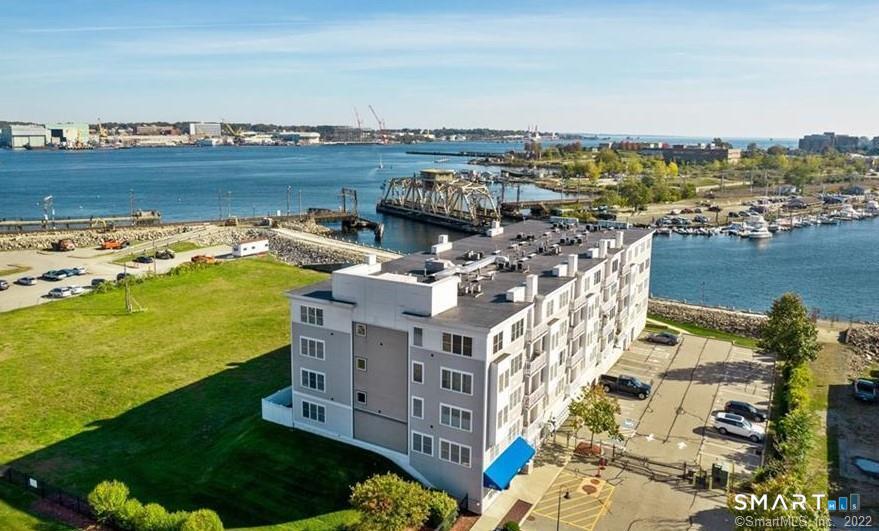 400 Bank Street New London CT 06320