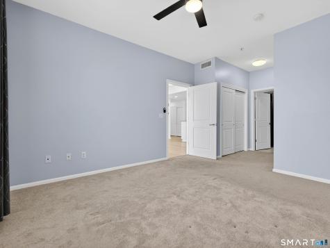 400 Bank Street New London CT 06320
