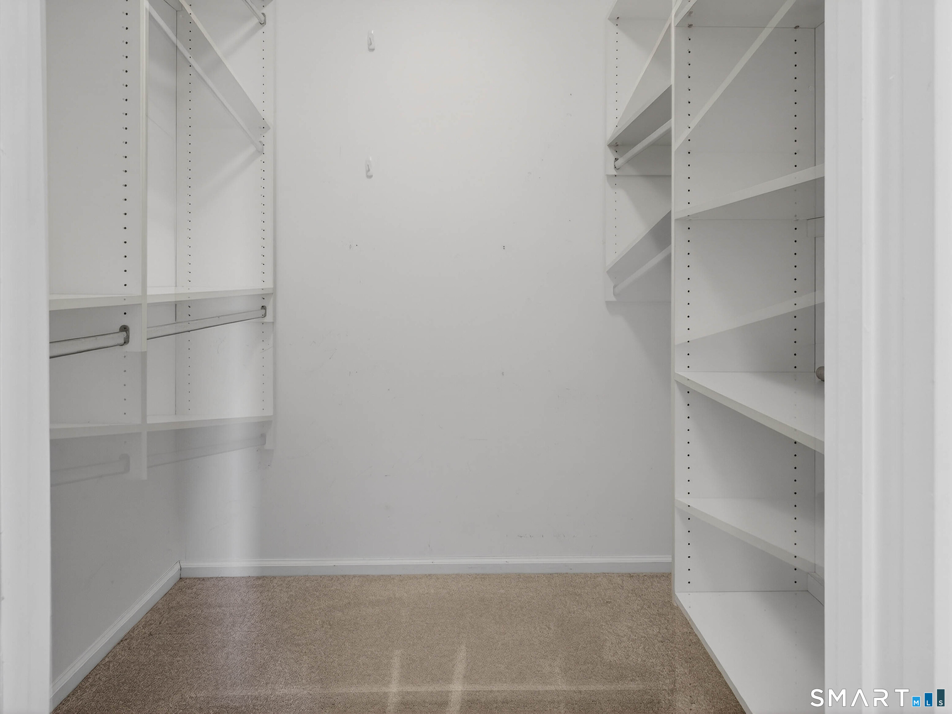 400 Bank Street New London CT 06320