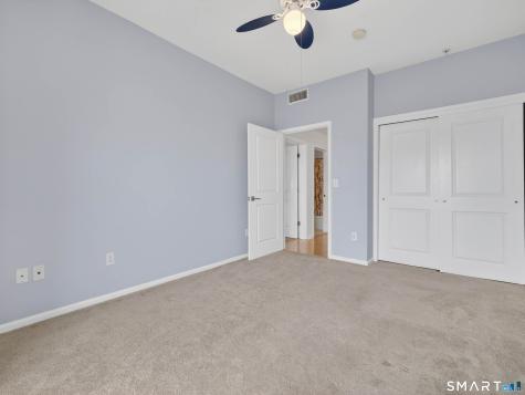400 Bank Street New London CT 06320