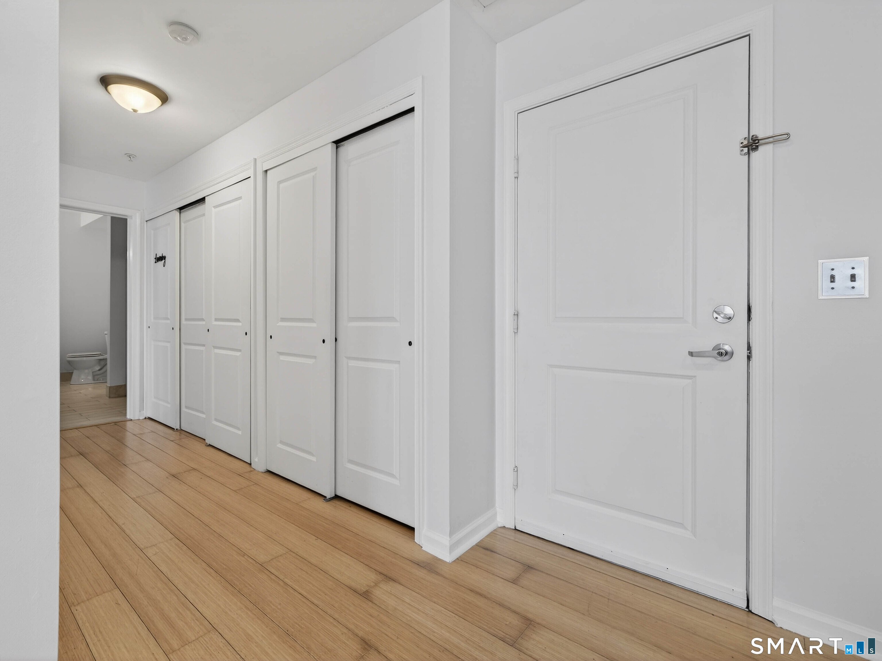 400 Bank Street New London CT 06320