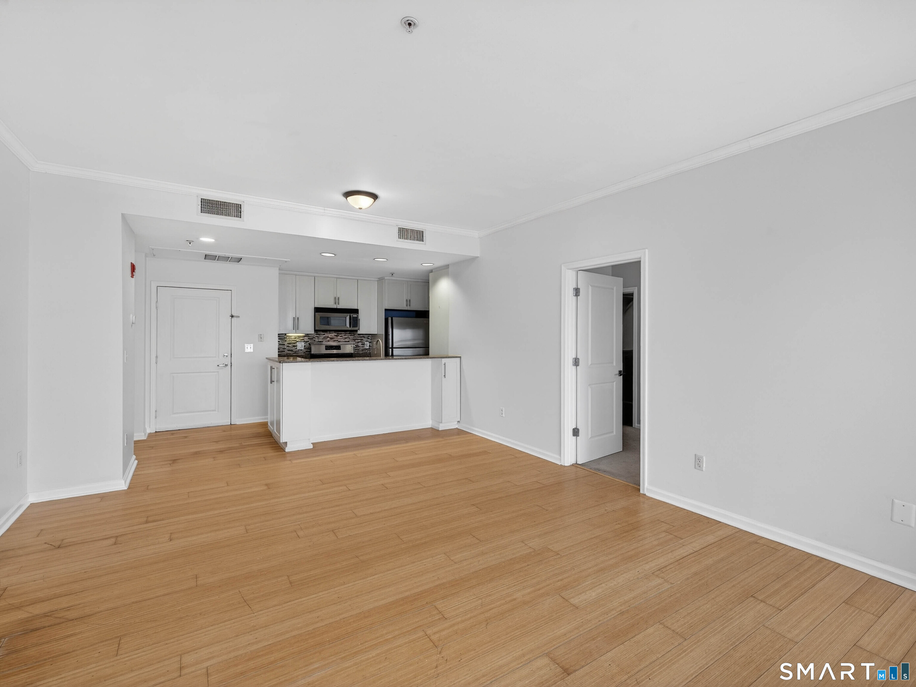 400 Bank Street New London CT 06320