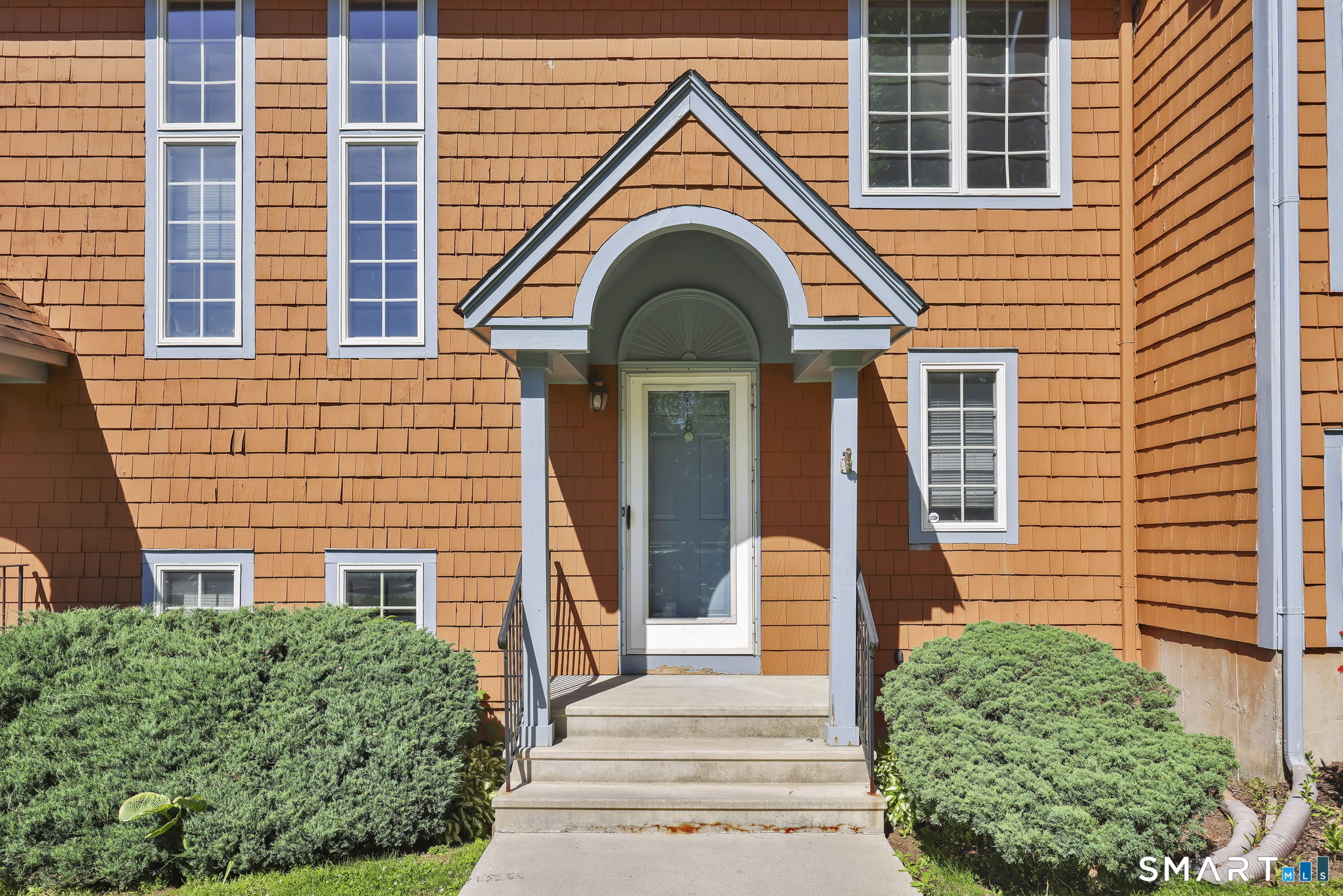 8 Julia Court East Windsor CT 06016