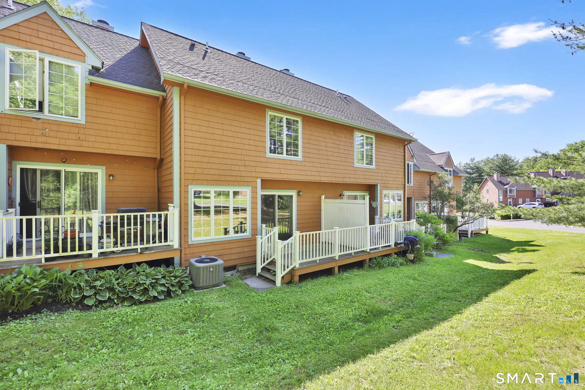 8 Julia Court East Windsor CT 06016