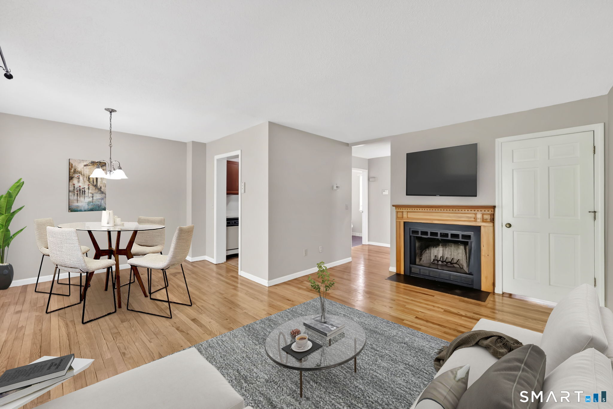 8 Julia Court East Windsor CT 06016