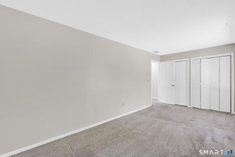 8 Julia Court East Windsor CT 06016