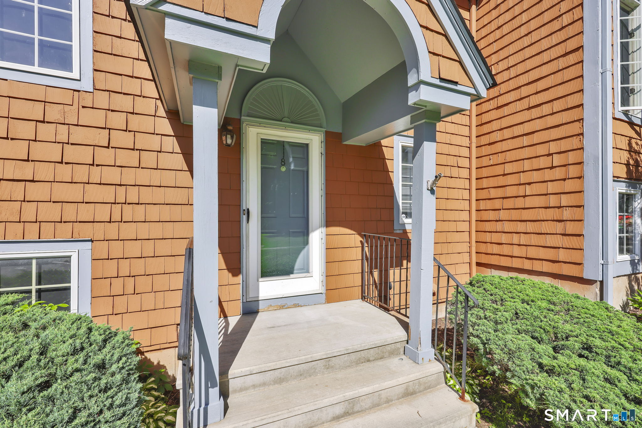 8 Julia Court East Windsor CT 06016